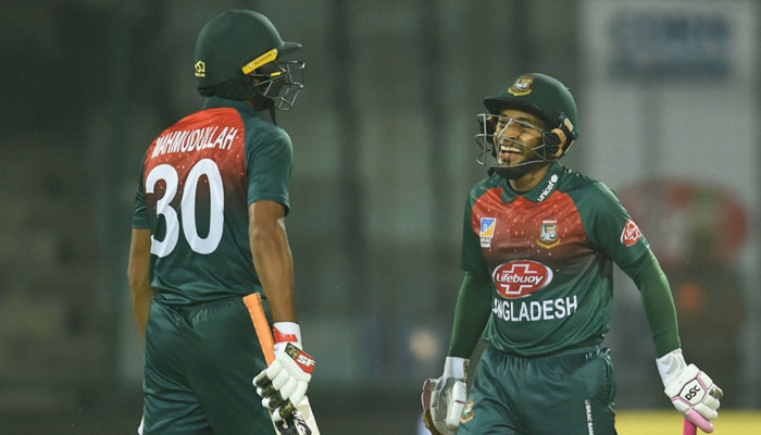 রিয়াদও যাচ্ছেন না পাকিস্তান সফরে