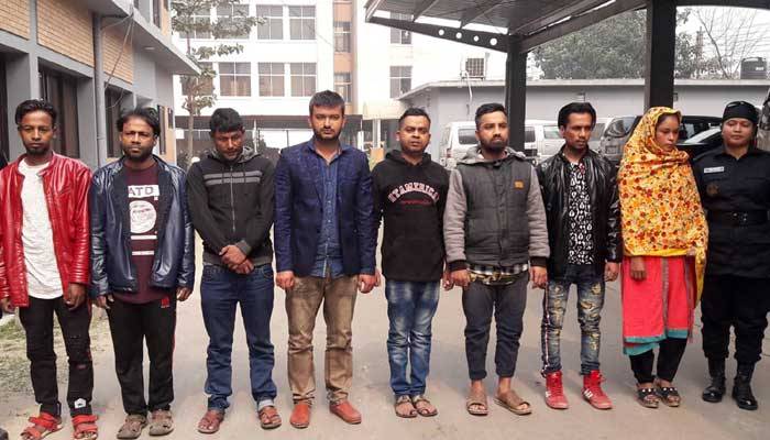 মধ্যপ্রাচ্যের ড্যান্সবারে নারী পাচার, গ্রেপ্তার ৮