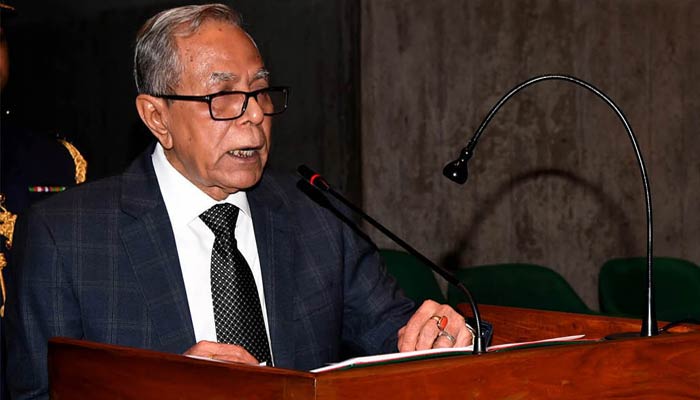 দল-মতের পার্থক্য ভুলে গণতান্ত্রিক অভিযাত্রা ত্বরান্বিত করার আহ্বান রাষ্ট্রপতির