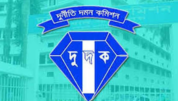 এপিএসদের দিকে চোখ দুদকের