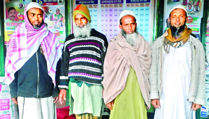 হার না মানা দৃষ্টিহীন ৪ ভাই