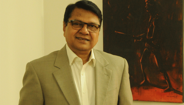 সবাই এখন প্রযোজকদের হাতের পুতুল: আলমগীর