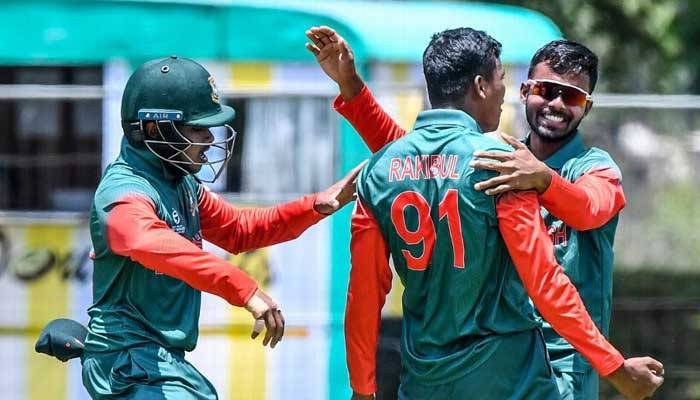 প্রোটিয়াদের উড়িয়ে সেমিতে বাংলাদেশের যুবারা
