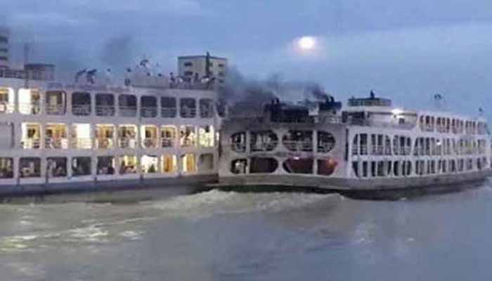 মেঘনায় ফের দুই লঞ্চের সংঘর্ষ, আহত ৬