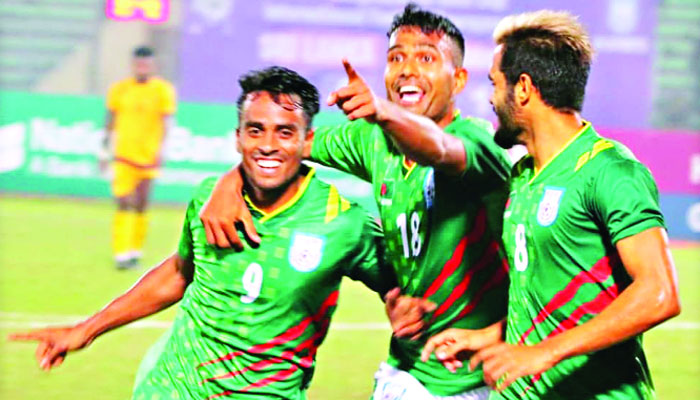 'শুরুর একাদশে খেলতে না পারায় খুব কষ্ট পেতাম'