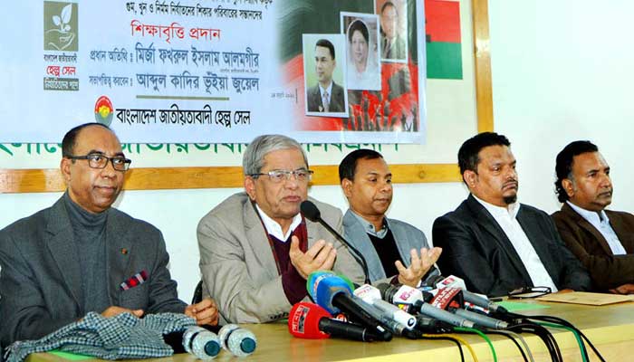 নির্বাচনী দায়িত্বে সরকার সমর্থক কর্মকর্তারা: ফখরুল