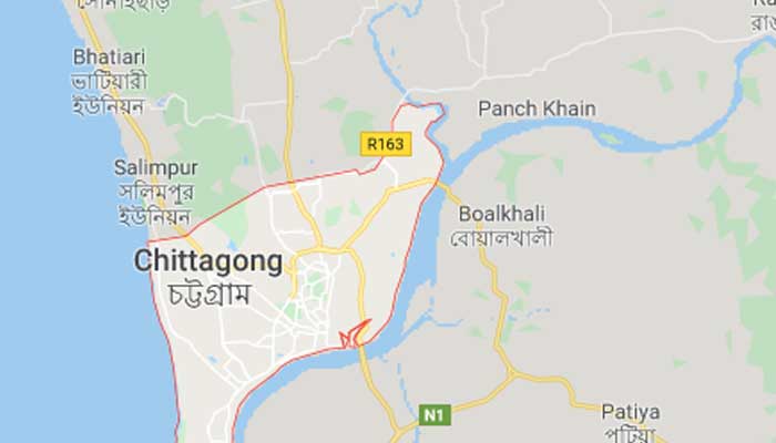 চট্টগ্রামে আগুনে পুড়ে স্পিডবোট চালকের মৃত্যু