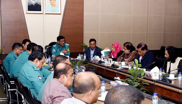 ধর্মীয় অনুভূতিতে আঘাত দেওয়া বই মেলায় থাকবে না