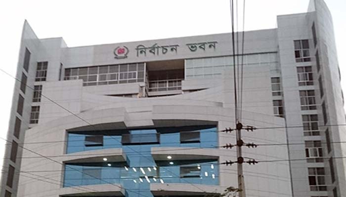 পূজা বিবেচনায় রেখে ভোটকক্ষ সাজাবে ইসি