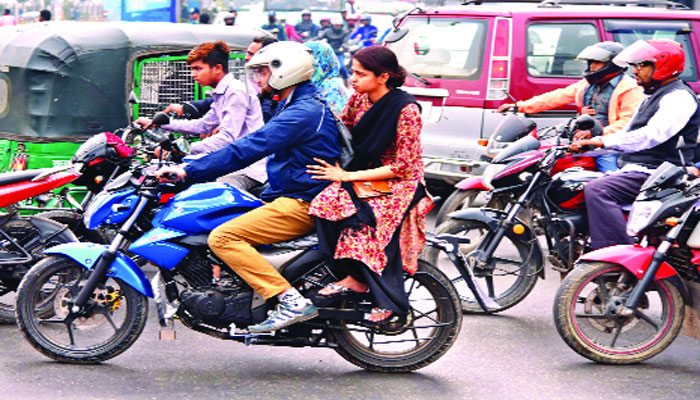 মানমাত্রার চেয়ে বেশি শব্দ ঢাকায়