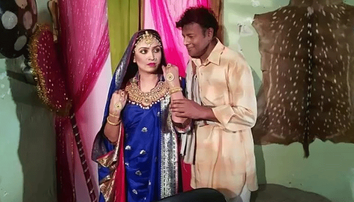নিজের ছবির খবর জানেন না পরিচালক!