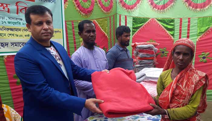 শীতার্তদের পাশে সমকাল সুহৃদ সমাবেশ