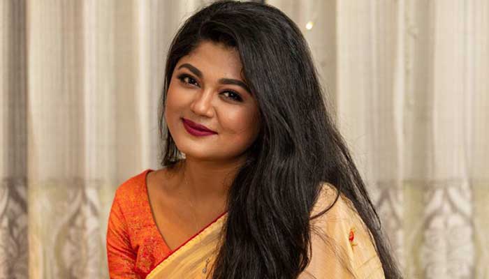 মাছ নিয়ে মৌসুমীর নানা রকম আয়োজন