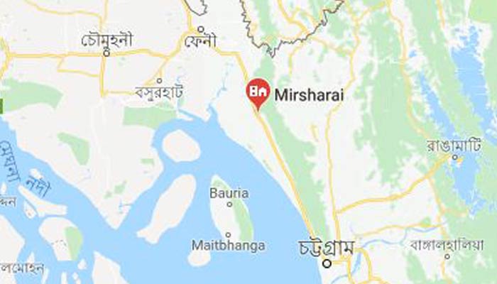 মিরসরাইয়ে বেইলি ব্রিজ ভেঙে যান চলাচল বন্ধ