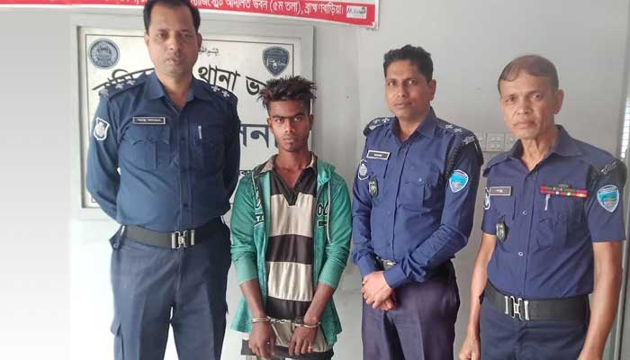 নাসিরনগরে কিশোরী ধর্ষণের অভিযোগে আটক ১