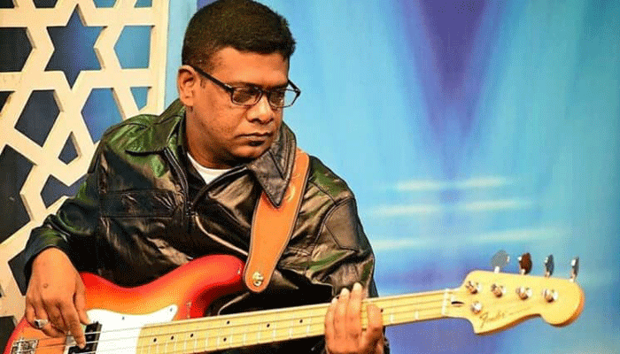 অবসকিউর ব্যান্ডের গিটারিস্ট মারা গেছেন