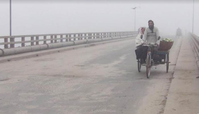 শীতে কাবু উত্তরাঞ্চল