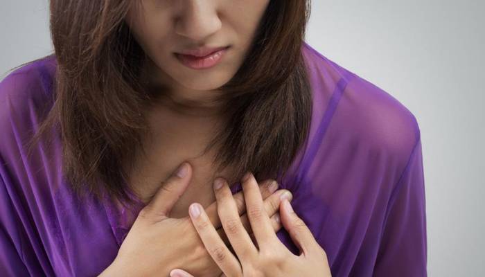 হৃদরোগ ছাড়াও বুকে ব্যথা হয় যেসব কারণে