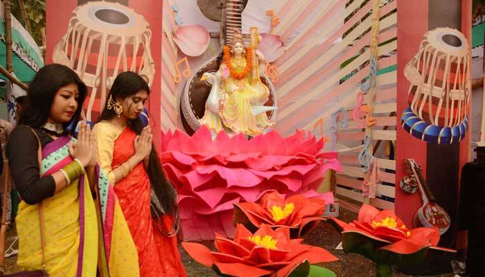 উৎসবমুখর পরিবেশে সরস্বতী পূজা উদযাপিত
