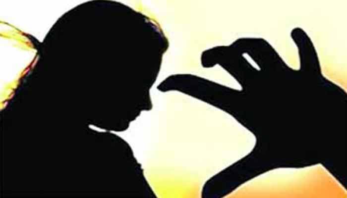 পাবনায় ষষ্ঠ শ্রেণির ছাত্রীকে ধর্ষণের অভিযোগে মামলা