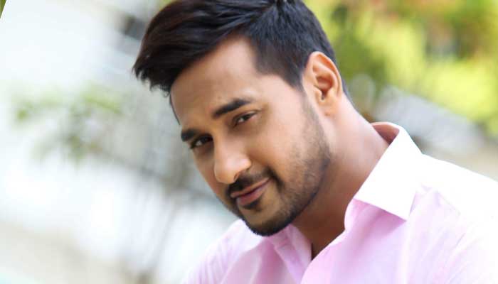 ‘নতুন বছরে সিনেমা নিয়েই ব্যস্ত থাকতে চাই’