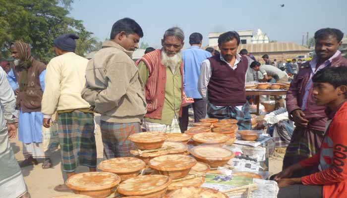 তাড়াশে দইমেলা