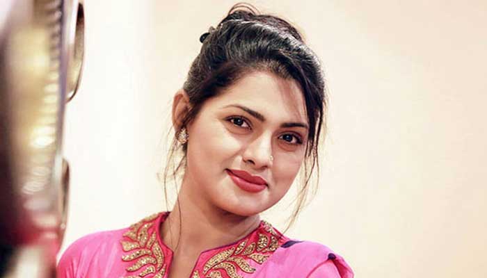 নারী সচেতনতায় তিশার 'লজ্জা'