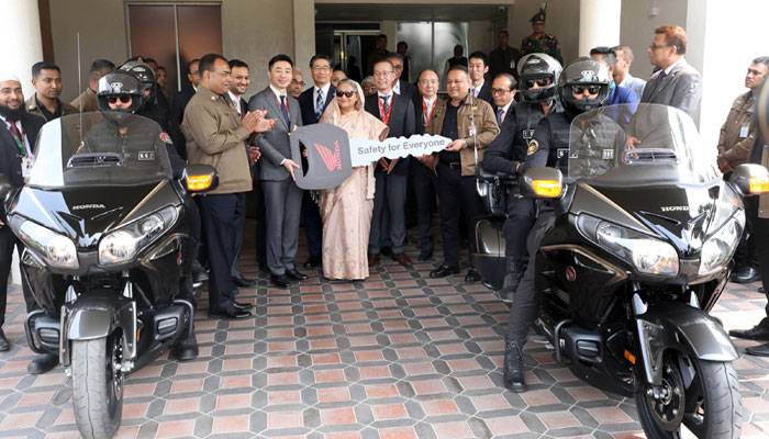 এসএসএফ পেলো দুটি ১৮০০ সিসির বাইক এসএসএফ পেলো দুটি ১৮০০ সিসির বাইক