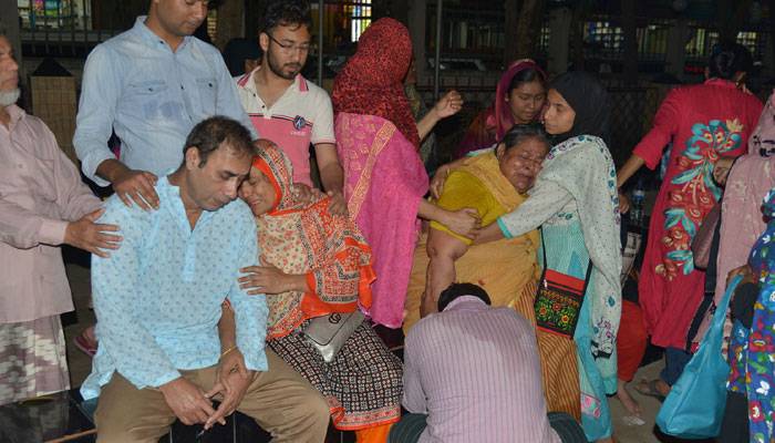 যশোরে মাছবাজারে সন্ধ্যারাতে যুবক খুন