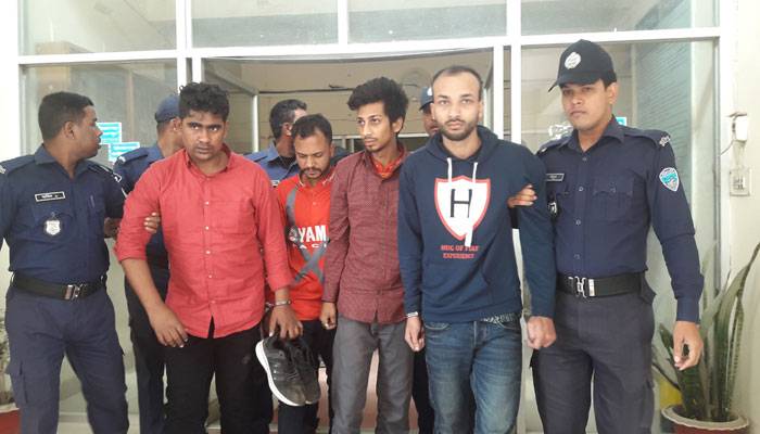 ৪০ হাজার পিস ইয়াবা ও পাউন্ডসহ গ্রেপ্তার তারা
