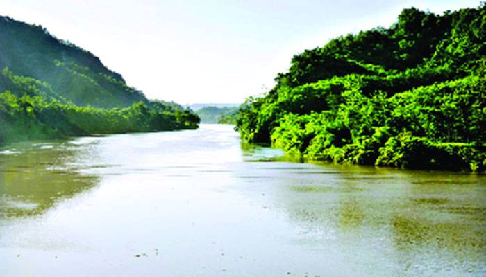 কাপ্তাই হ্রদে পিকনিকের নৌকা ডুবে ৫ নারীর মৃত্যু
