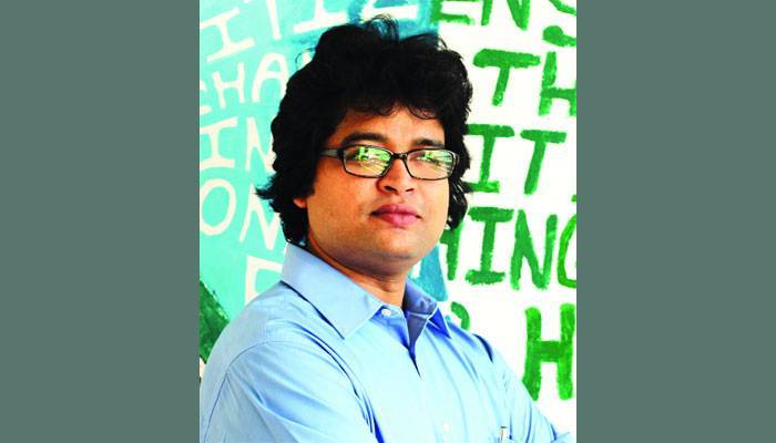 এ কোন বসন্ত জাগ্রত দ্বারে