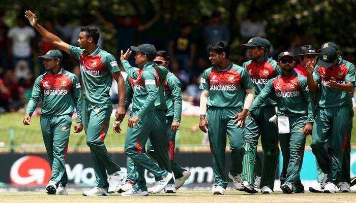 যুবাদের প্রশংসায় বিশ্ব তারকারা