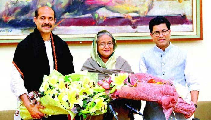 মেয়র হিসেবে শপথ নিলেন আতিকুল-তাপস