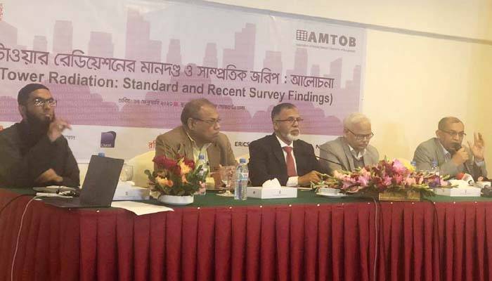 মোবাইল টাওয়ারের রেডিয়েশন ক্ষতিকর নয়, দাবি বিটিআরসির