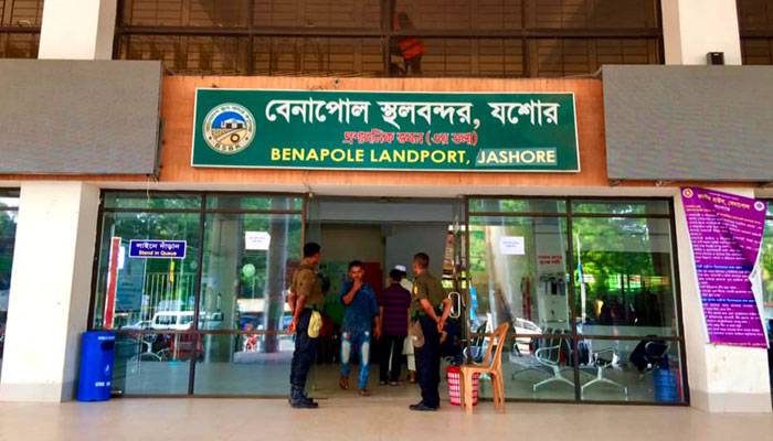 করোনা নিয়ে এবার স্থল ও নৌ বন্দরে সতর্কতা