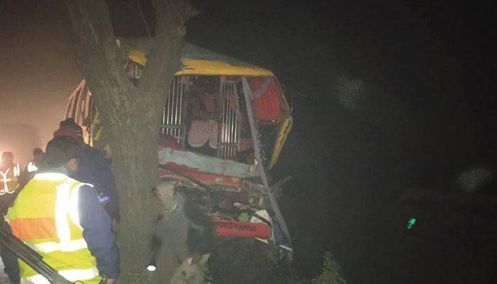 ট্রাকের পর গাছের সঙ্গে ধাক্কা ইবির বাসের