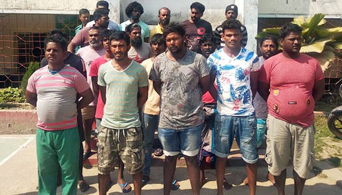 বাংলাদেশ সীমানায় এসে মাছ ধরছিলেন শ্রীলংকার ২৪ জেলে