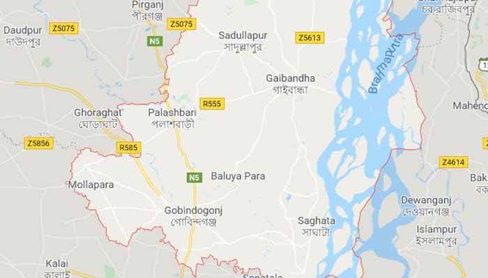 গোবিন্দগঞ্জে গাড়ির চাকায় পিষ্ট যুবক