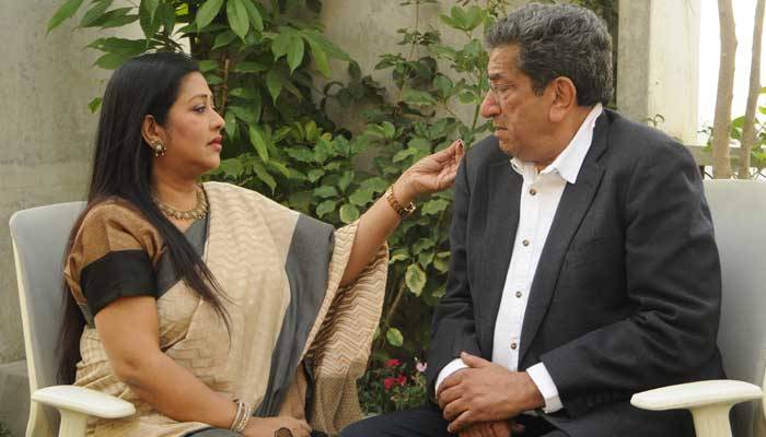 গণ্ডি পেরোনো দুই বন্ধু
