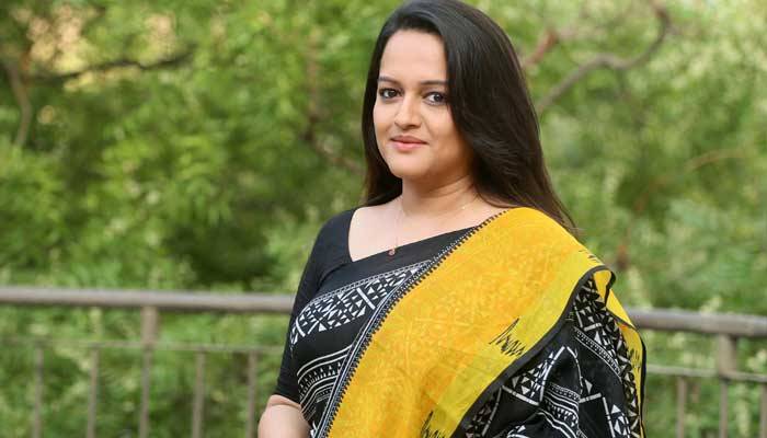 ঈশিতার দিনরাত্রি