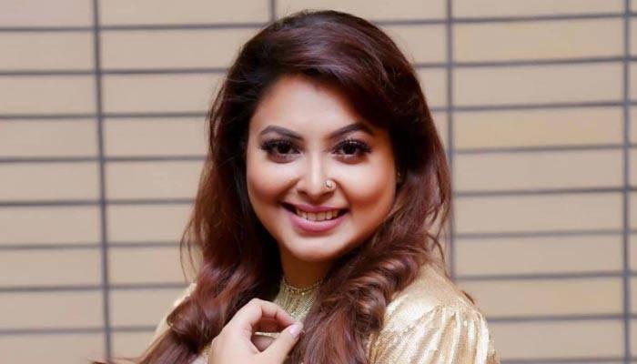 কোনালের নতুন গান