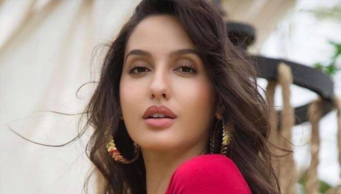 বন্দুকের আঘাতে নোরা ফতেহি আহত
