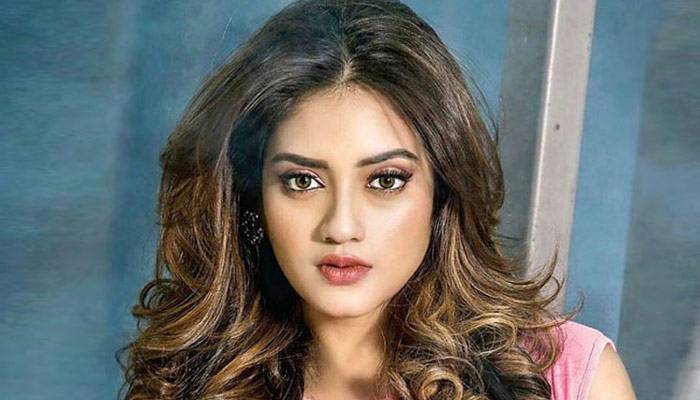 আমার দেশ জ্বলছে: নুসরাত