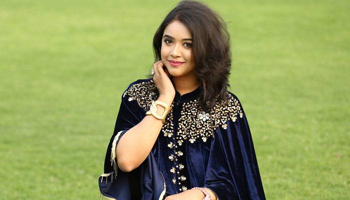 ঐশীর লড়াইয়ের নানা গল্প