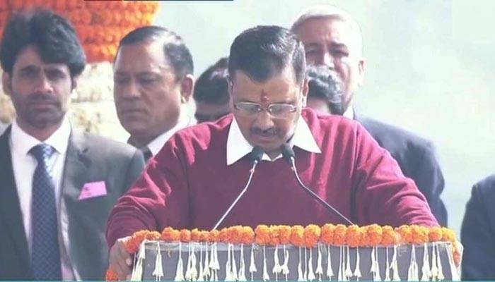 শপথ নিলেন অরবিন্দ কেজরিওয়াল