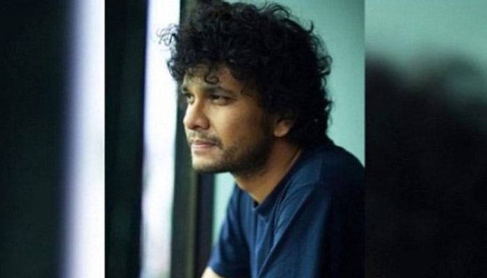 পৃথ্বিরাজ নেই, আসছে তার গান