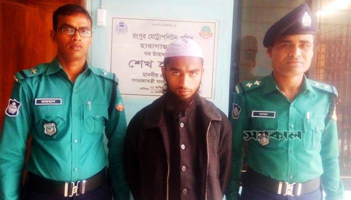 শিশু ছাত্রকে বলাৎকার চেষ্টার অভিযোগে মাদরাসা শিক্ষক গ্রেপ্তার