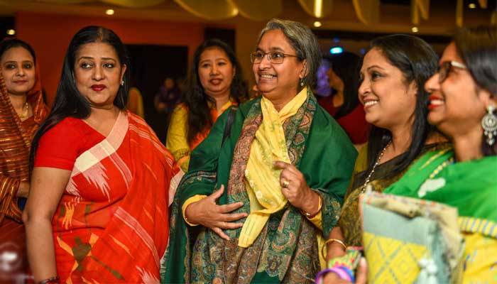 হলে গিয়ে ‘গণ্ডি’ দেখলেন চিফ হুইপ ও শিক্ষামন্ত্রী
