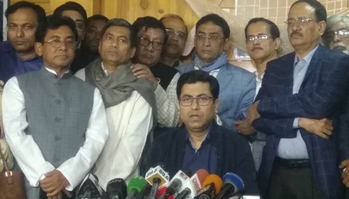 ইশরাককে তাপসের সহানুভূতি, চাইলেন সহযোগিতা